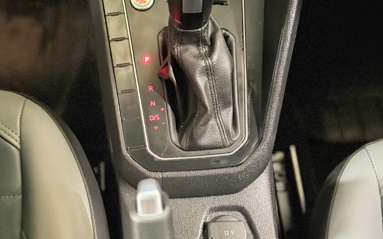 imagem-https://www.socarrao.com.br/sc-vehicle-images-prod/3477808/1787861720313-Zjg3Nzg5N2EtNGM5NC00ZDkyLTg5MmYtZDZiY2ZhODg1MTlkLmpwZWc.jpeg
