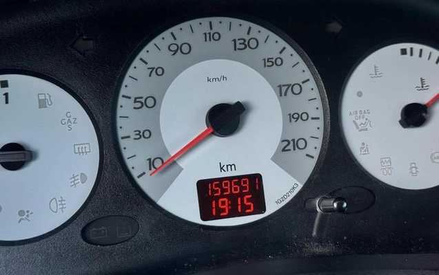imagem-https://www.socarrao.com.br/sc-vehicle-images-prod/3477809/1789049450017-8391380_16_B_161d118a57.jpeg