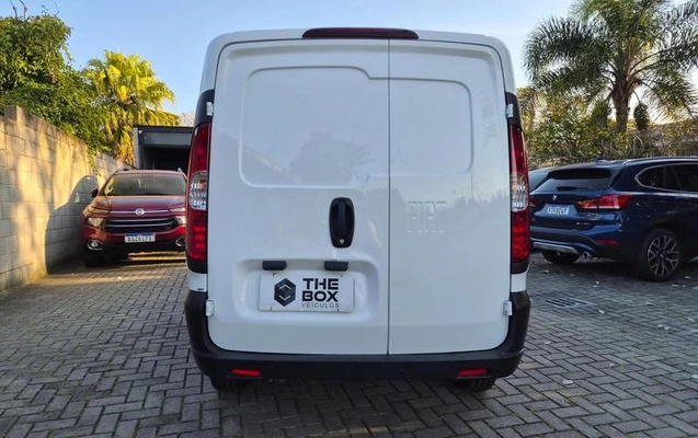 imagem-https://www.socarrao.com.br/sc-vehicle-images-prod/3477840/1788019630331-8423772_8_B_63bc92618f.jpeg