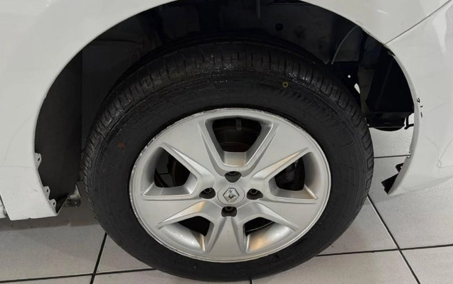 imagem-https://www.socarrao.com.br/sc-vehicle-images-prod/3477880/1789389858718-8407384_16_B_32d3eb4da6.jpeg