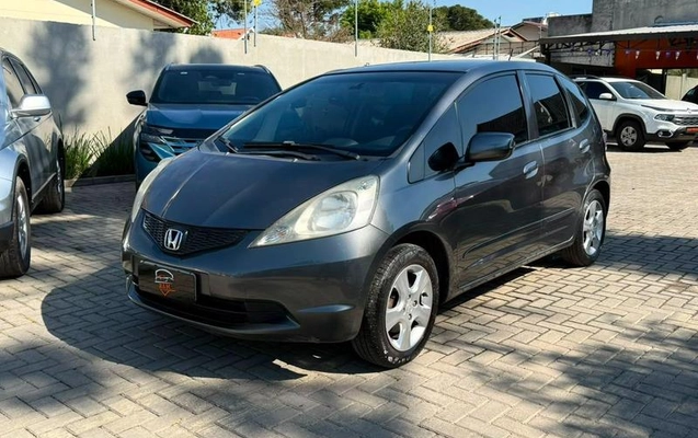 imagem-https://www.socarrao.com.br/sc-vehicle-images-prod/3477916/1789672675413-8391078_12_B_f76a8e16ae.jpeg