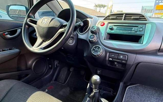imagem-https://www.socarrao.com.br/sc-vehicle-images-prod/3477916/1789672675421-8391078_10_B_1a1003743d.jpeg