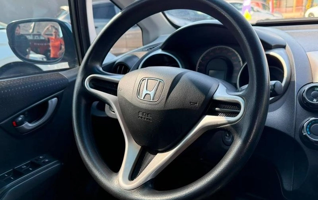 imagem-https://www.socarrao.com.br/sc-vehicle-images-prod/3477916/1789672675425-8391078_8_B_b5e2a9dbf6.jpeg