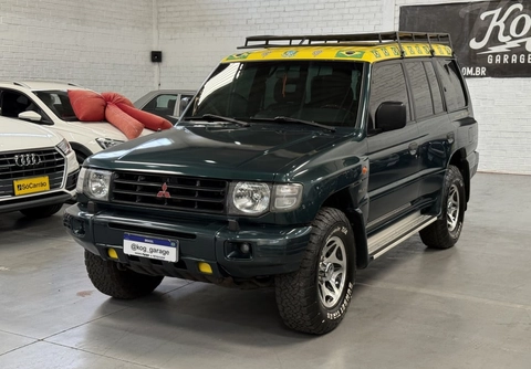 Mitsubishi Pajero GLS 3.5 V6 2p Aut 1998 Verde — foto 1 de 3