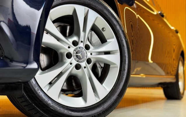imagem-https://www.socarrao.com.br/sc-vehicle-images-prod/3477977/1789141194359-8416696_3_B_e6997b9f52.jpeg