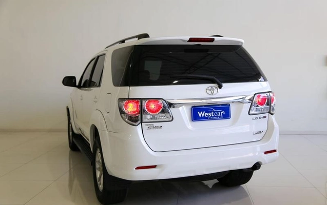 imagem-https://www.socarrao.com.br/sc-vehicle-images-prod/3478049/1789067609438-8161167_1_B_87827a9ed8.jpeg