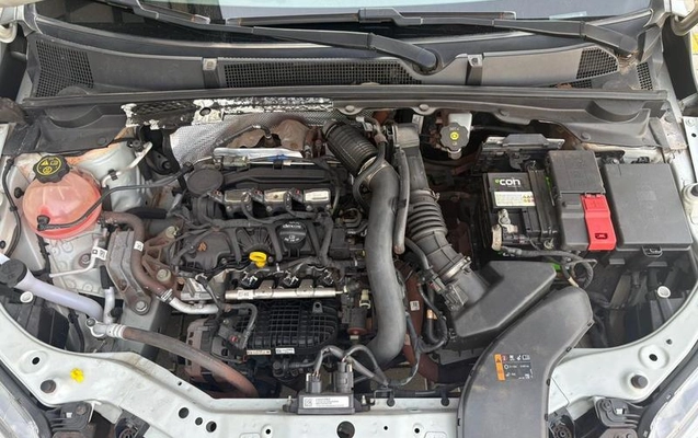 imagem-https://www.socarrao.com.br/sc-vehicle-images-prod/3478056/1789135258418-8379733_0_B_be070a1a07.jpeg