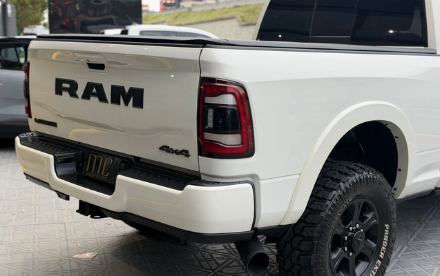 imagem-https://www.socarrao.com.br/sc-vehicle-images-prod/3478172/1787863320881-003_4be22542c6d1df40fa25f21b0e2631f3.jpeg