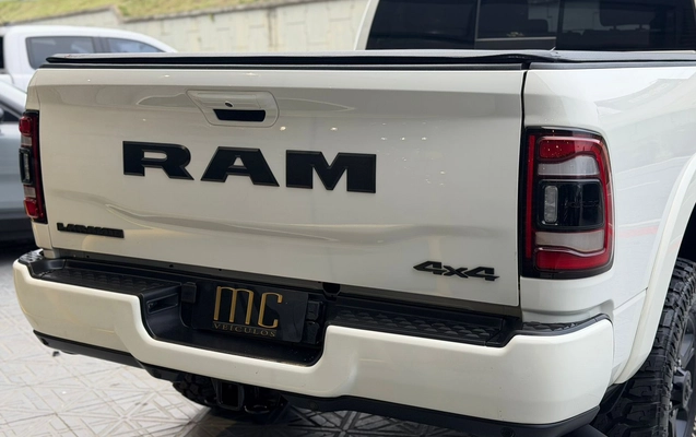 imagem-https://www.socarrao.com.br/sc-vehicle-images-prod/3478172/1787863320884-003_c02cfff56465cf8efabc7cc40fb9fb35.jpeg
