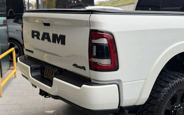 imagem-https://www.socarrao.com.br/sc-vehicle-images-prod/3478172/1787863320886-003_cd6e69bff5295bdea837f12c55741135.jpeg