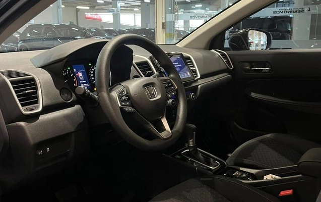 imagem-https://www.socarrao.com.br/sc-vehicle-images-prod/3478389/1787929128854-8424872_2_B_02d10eb671.jpeg
