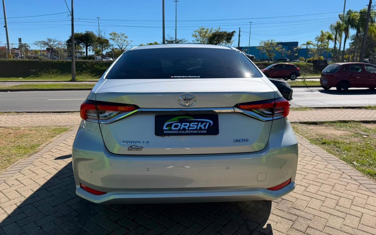 imagem-https://www.socarrao.com.br/sc-vehicle-images-prod/3478430/1787863817748-NTFkNWVkMTEtNzY5NS00Y2UxLTlkNDMtNmE3YzkxNGJmMWVkLmpwZWc.jpeg