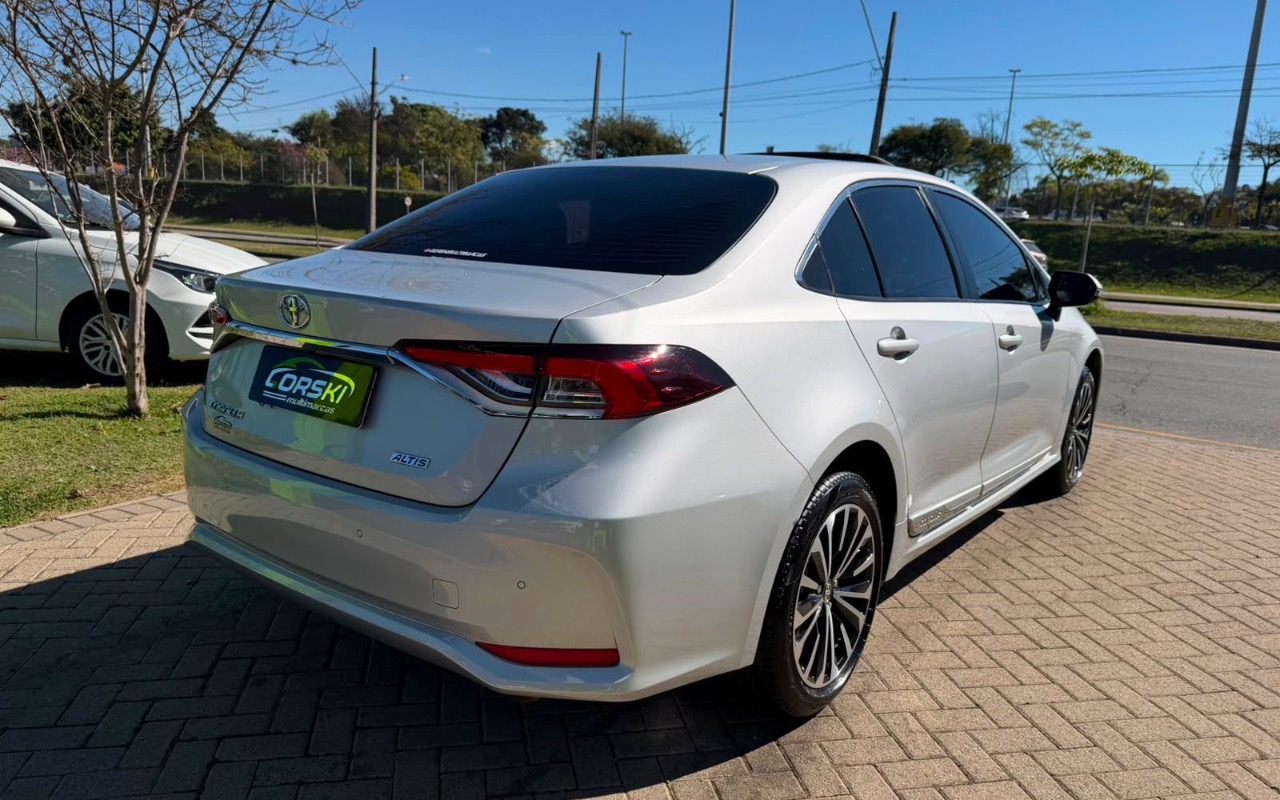 imagem-https://www.socarrao.com.br/sc-vehicle-images-prod/3478430/1787863817893-NjQwMzQzOTktMTk1ZS00OTlmLWE2MzgtOTFiMTRjNDYyODViLmpwZWc.jpeg