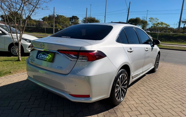imagem-https://www.socarrao.com.br/sc-vehicle-images-prod/3478430/1787863817893-NjQwMzQzOTktMTk1ZS00OTlmLWE2MzgtOTFiMTRjNDYyODViLmpwZWc.jpeg