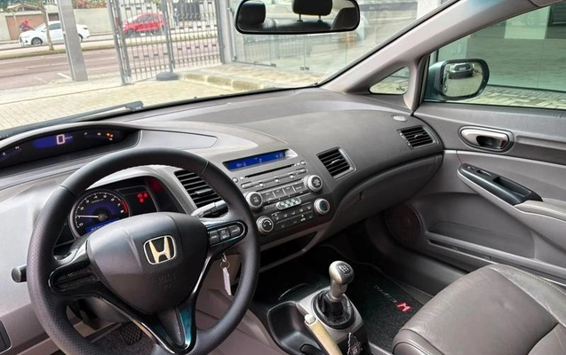 imagem-https://www.socarrao.com.br/sc-vehicle-images-prod/3478439/1789583092586-8297250_8_B_572b8f828b.jpeg