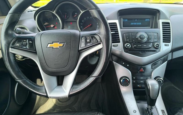 imagem-https://www.socarrao.com.br/sc-vehicle-images-prod/3478478/1788385537079-8419119_8_B_7d7d6b876d.jpeg