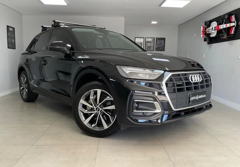 Audi Q5 2024 Preto — foto 1 de 3