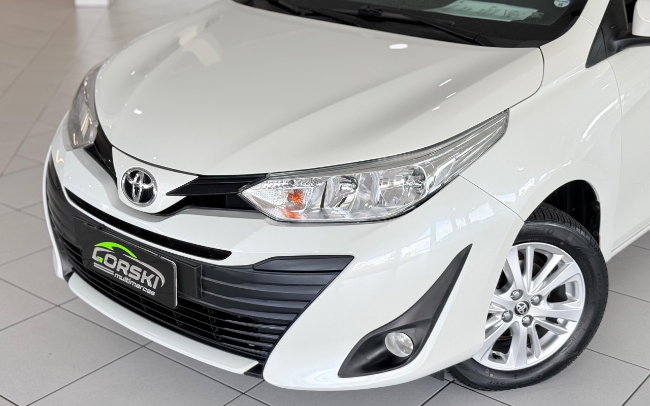 imagem-https://www.socarrao.com.br/sc-vehicle-images-prod/3478745/1787864908022-MzQ0MTBkMGEtZGJhMy00ZmI4LTlhNTUtNWFhMjE2NmE3ZjI0LmpwZWc.jpeg