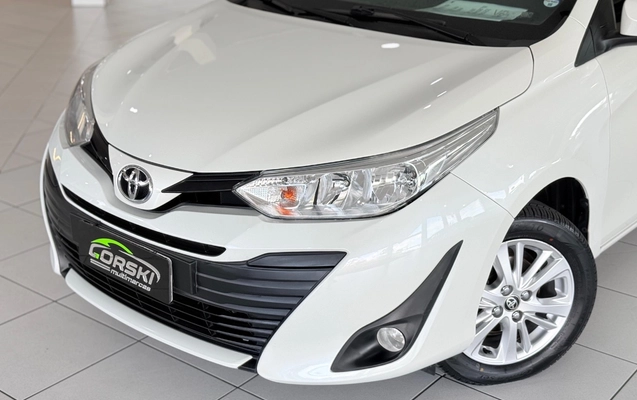 imagem-https://www.socarrao.com.br/sc-vehicle-images-prod/3478745/1787864908022-MzQ0MTBkMGEtZGJhMy00ZmI4LTlhNTUtNWFhMjE2NmE3ZjI0LmpwZWc.jpeg