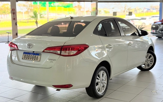 imagem-https://www.socarrao.com.br/sc-vehicle-images-prod/3478745/1787864908325-ZTUxMzBmNzItNWU4Mi00ZjliLTliYmItZTk5YTQ1Y2YyYzQxLmpwZWc.jpeg