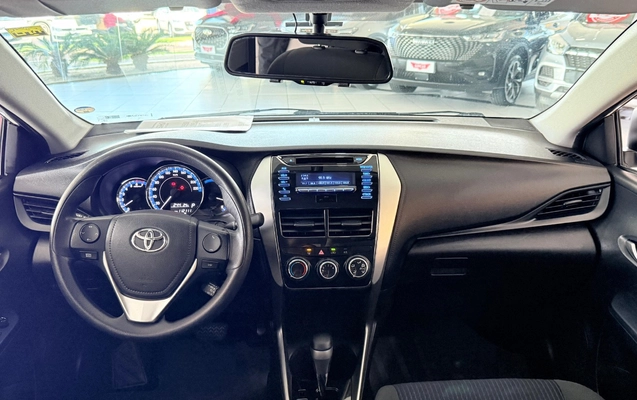 imagem-https://www.socarrao.com.br/sc-vehicle-images-prod/3478745/1787864909311-OGJjYmJjYjMtNzFhMy00ZGI1LWEyN2ItMzg0YTZiNzRlZDJjLmpwZWc.jpeg
