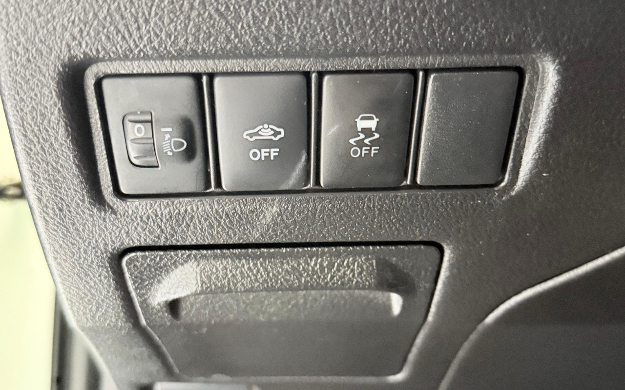 imagem-https://www.socarrao.com.br/sc-vehicle-images-prod/3478745/1787864909904-ZWFiN2U2NTYtZTRiOC00MGE1LTg5ZWEtZDcxZThmYmE3ZWI1LmpwZWc.jpeg