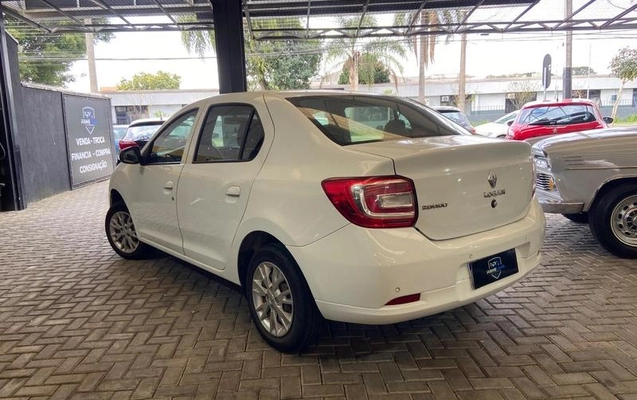 imagem-https://www.socarrao.com.br/sc-vehicle-images-prod/3478862/1789225574063-8425050_4_B_a587439136.jpeg