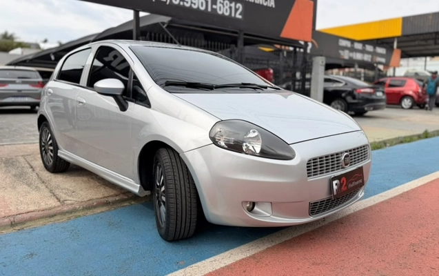 imagem-https://www.socarrao.com.br/sc-vehicle-images-prod/3478872/1787865261378-v3TOc9dk3ztj6pWNkyXrXRyzOPxA7PIb.jpg