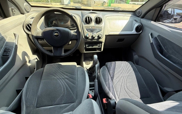 imagem-https://www.socarrao.com.br/sc-vehicle-images-prod/3479591/1787866142609-QorX5z3o8CaOkzFkiQCeQUjXPPiNt84w.jpg