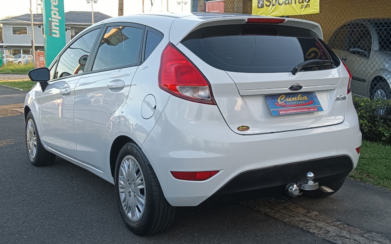 imagem-https://www.socarrao.com.br/sc-vehicle-images-prod/3479662/1788462552198-SU1HXzIwMjYwOTAyXzE3MzMxOH4yLmpwZw.jpg