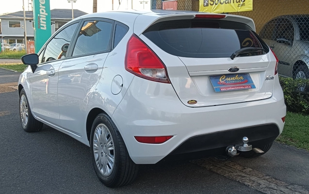 imagem-https://www.socarrao.com.br/sc-vehicle-images-prod/3479662/1788462552198-SU1HXzIwMjYwOTAyXzE3MzMxOH4yLmpwZw.jpg