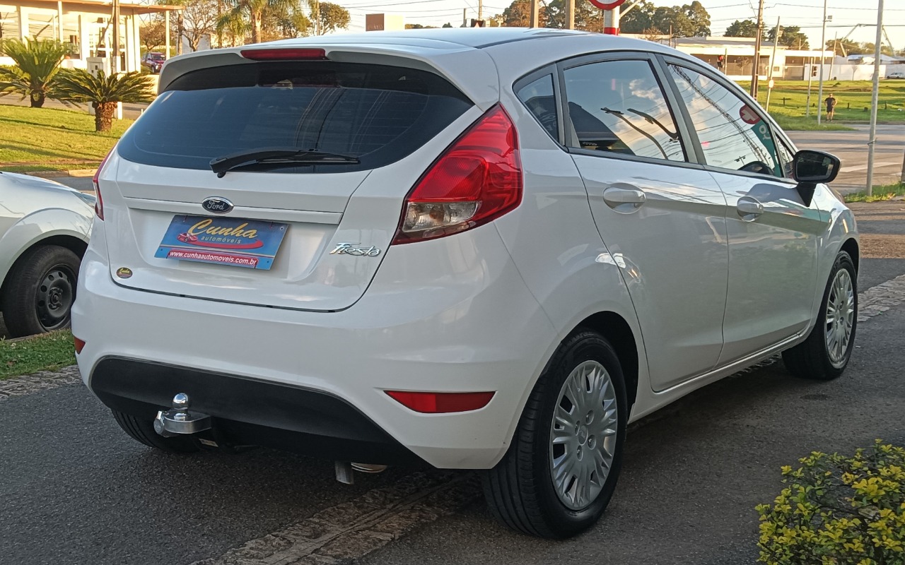 imagem-https://www.socarrao.com.br/sc-vehicle-images-prod/3479662/1788462552499-SU1HXzIwMjYwOTAyXzE3MzIzMn4yLmpwZw.jpg