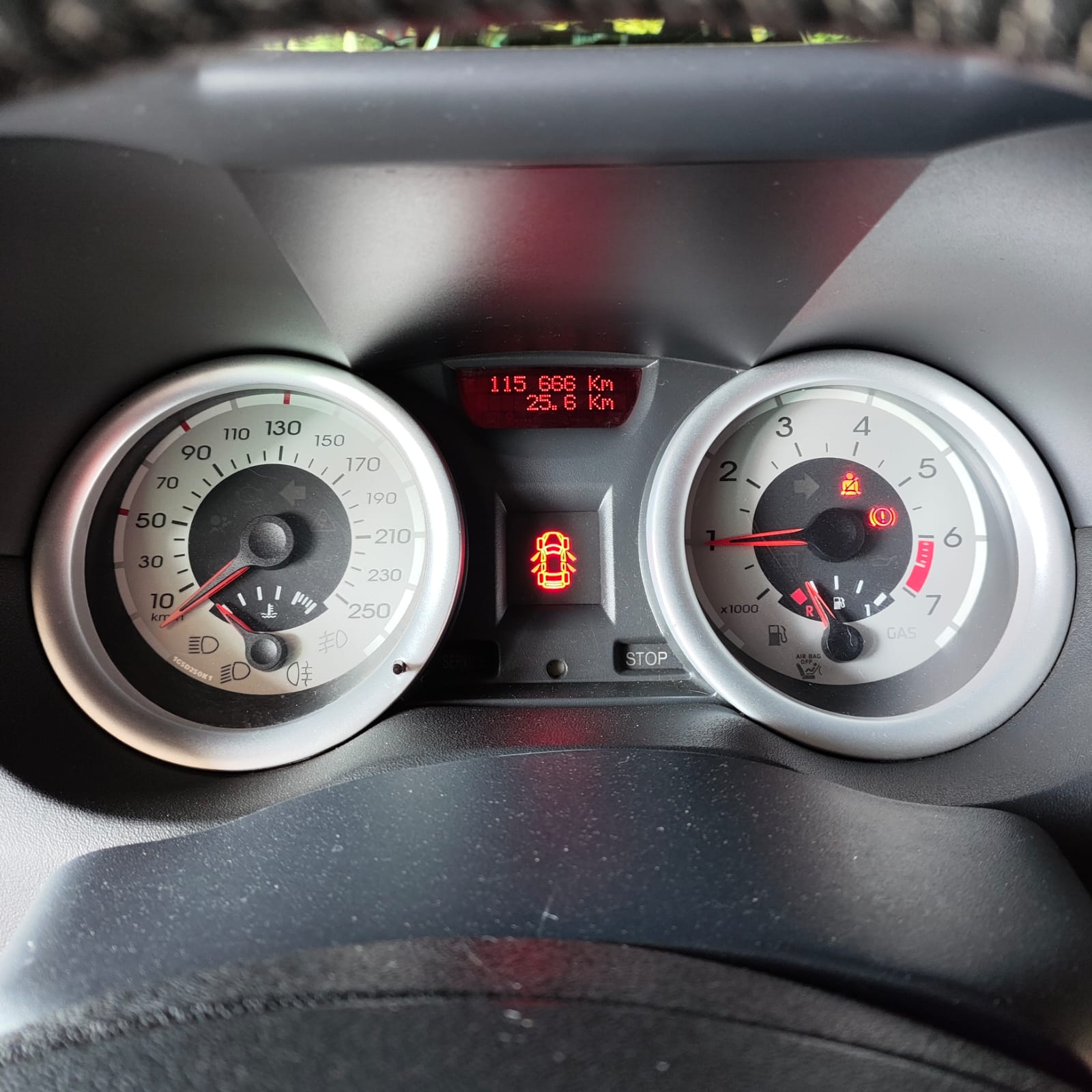 imagem-https://www.socarrao.com.br/sc-vehicle-images-prod/3480/1769987765090-7009732OR_1761405829_81_560.jpg
