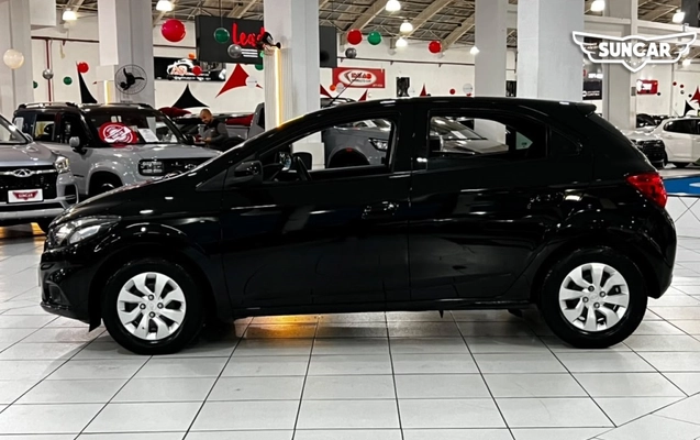 imagem-https://www.socarrao.com.br/sc-vehicle-images-prod/3480392/1787868491079-18_063402selo.jpg
