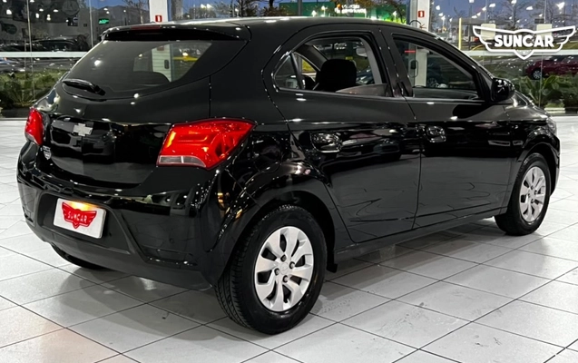 imagem-https://www.socarrao.com.br/sc-vehicle-images-prod/3480392/1787868491088-6_063401selo.jpg