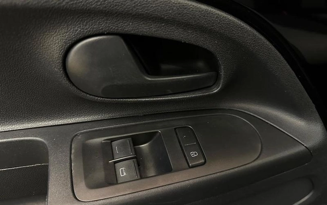 imagem-https://www.socarrao.com.br/sc-vehicle-images-prod/3480397/1790011195503-8425199_9_B_4301910bfe.jpeg
