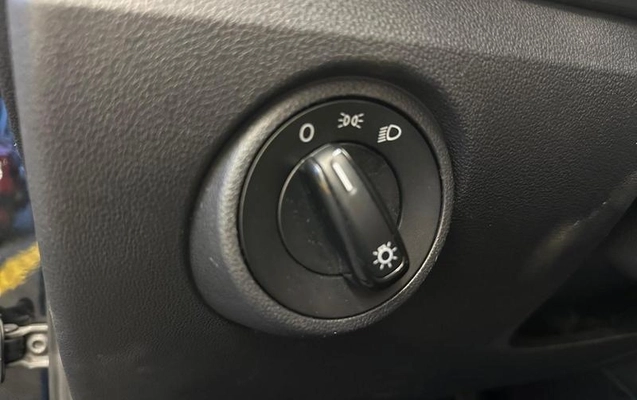imagem-https://www.socarrao.com.br/sc-vehicle-images-prod/3480397/1790011195505-8425199_9_B_619bbfb3e3.jpeg