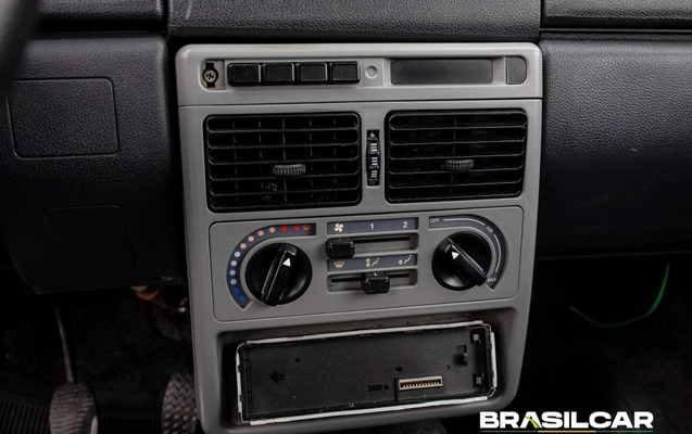 imagem-https://www.socarrao.com.br/sc-vehicle-images-prod/3480403/1787868743811-003_b3584411bcb7bdfcdf8ac17687c577da.jpg