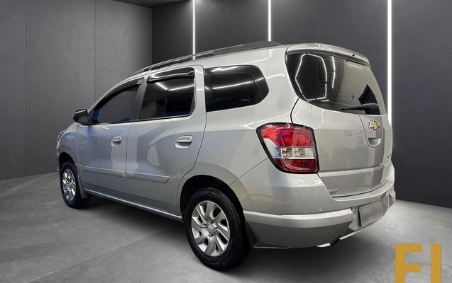 imagem-https://www.socarrao.com.br/sc-vehicle-images-prod/3480689/1789001499472-8425229_1_B_83d9db5da3.jpeg