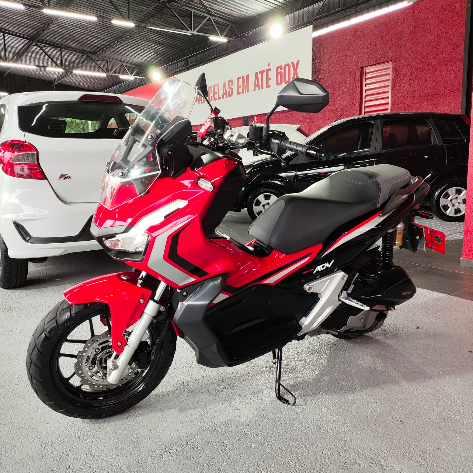 Honda ADV 150 2021 Vermelho — foto 1 de 3