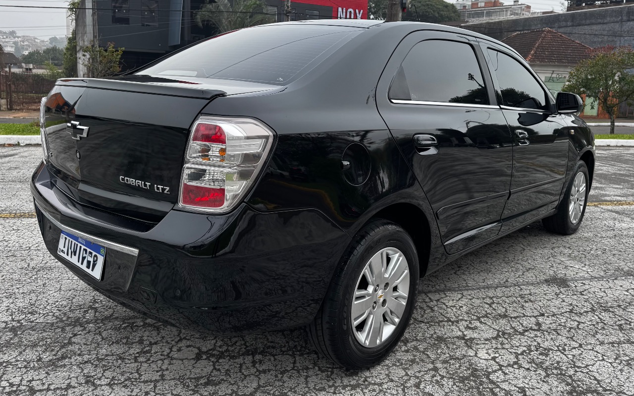 imagem-https://www.socarrao.com.br/sc-vehicle-images-prod/3483977/1787881000842-SU1HXzE3NzguanBlZw.jpeg