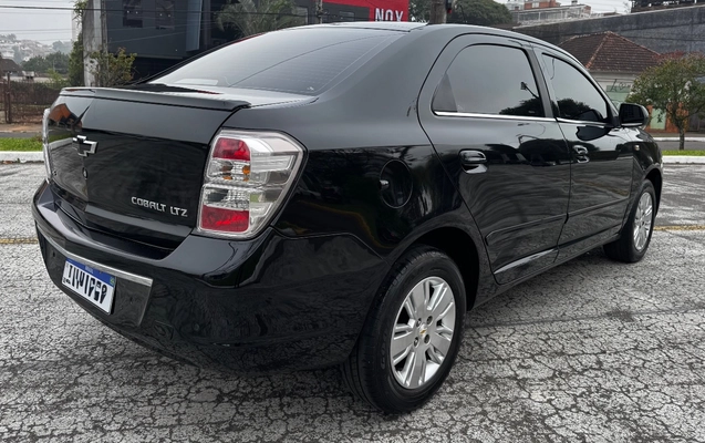 imagem-https://www.socarrao.com.br/sc-vehicle-images-prod/3483977/1787881000842-SU1HXzE3NzguanBlZw.jpeg