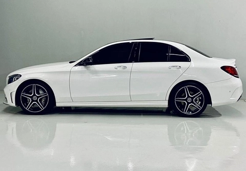 Mercedes-Benz C-300 Sport 2.0 16V Aut. 2020 Branco — foto 1 de 3