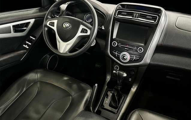 imagem-https://www.socarrao.com.br/sc-vehicle-images-prod/34869/1769988594749-7057801OR_1763040440_82_90.jpg