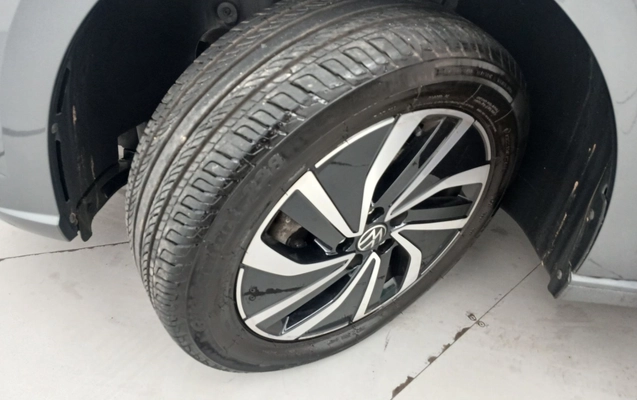 imagem-https://www.socarrao.com.br/sc-vehicle-images-prod/3487373/1787891930357-1_081357.jpg