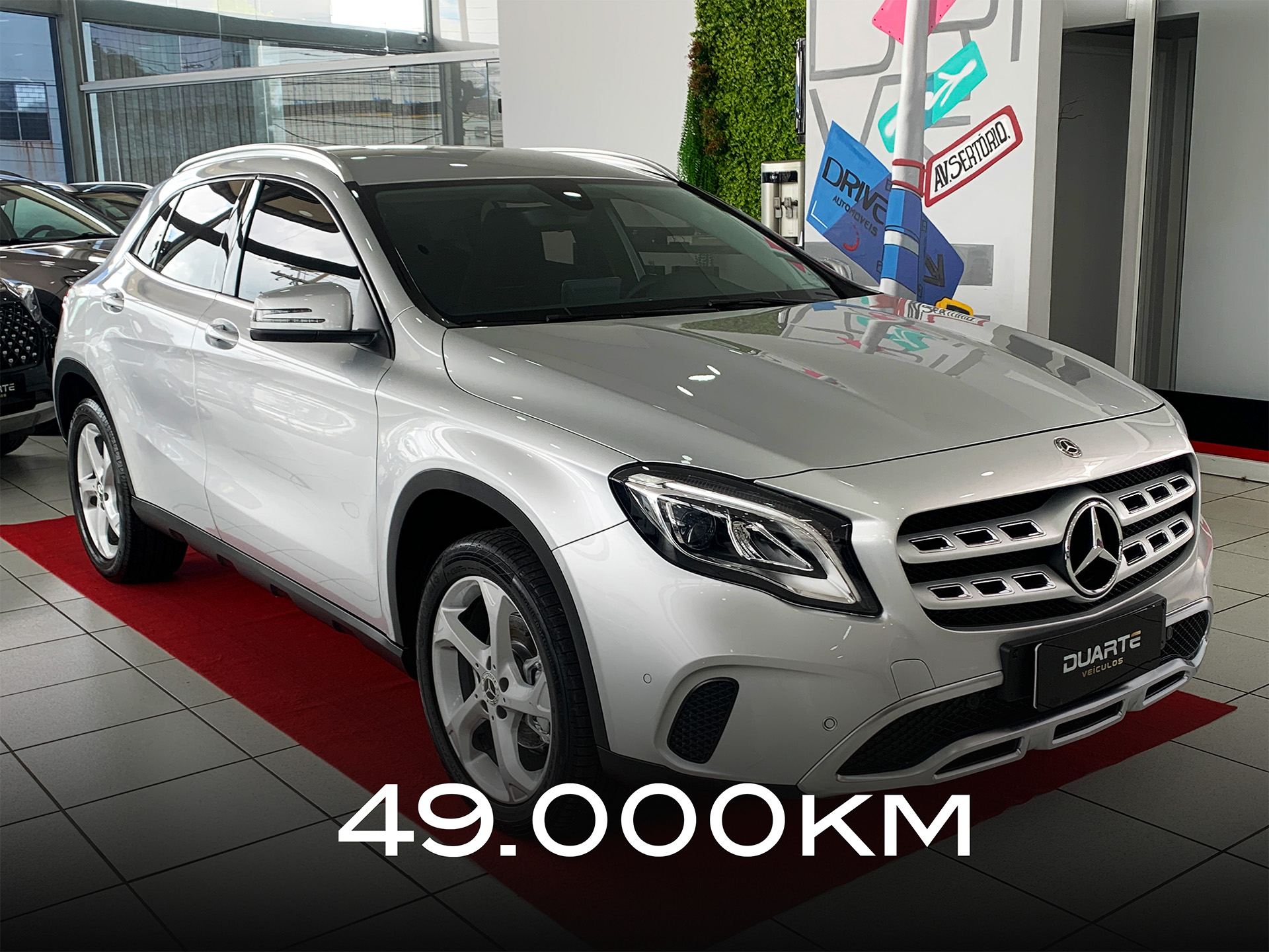 Mercedes-Benz GLA 200 Advance 1.6/1.6 TB 16V Flex Aut. na cor Cinza no Porto Alegre / RS - 34879