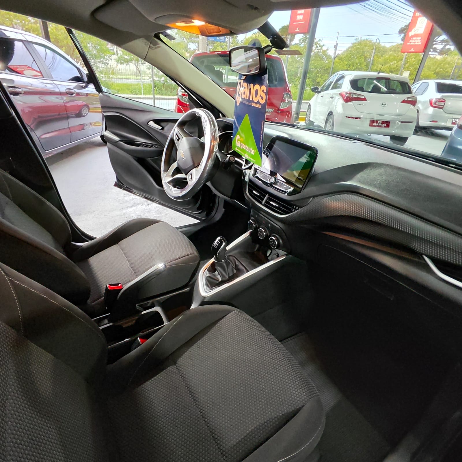 imagem-https://www.socarrao.com.br/sc-vehicle-images-prod/3488/1769987767038-7262654OR_1769909315_69_330.jpg