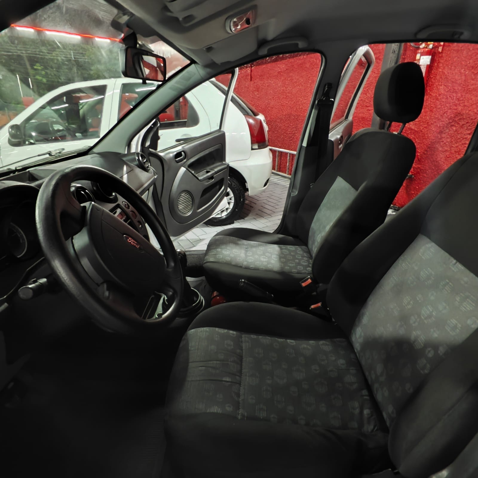 imagem-https://www.socarrao.com.br/sc-vehicle-images-prod/3490/1769987767454-7262656OR_1769909746_37_40.jpg