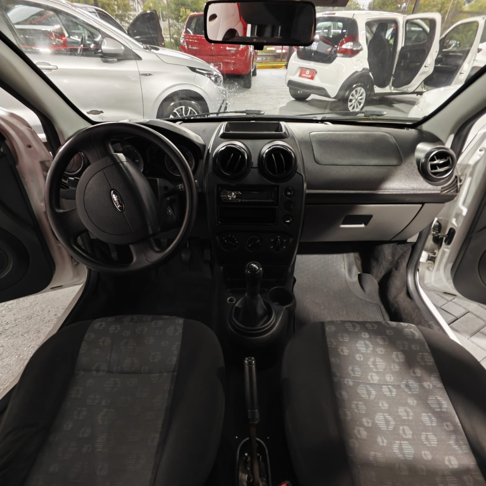 imagem-https://www.socarrao.com.br/sc-vehicle-images-prod/3490/1769987767455-7262656OR_1769909749_33_940.jpg