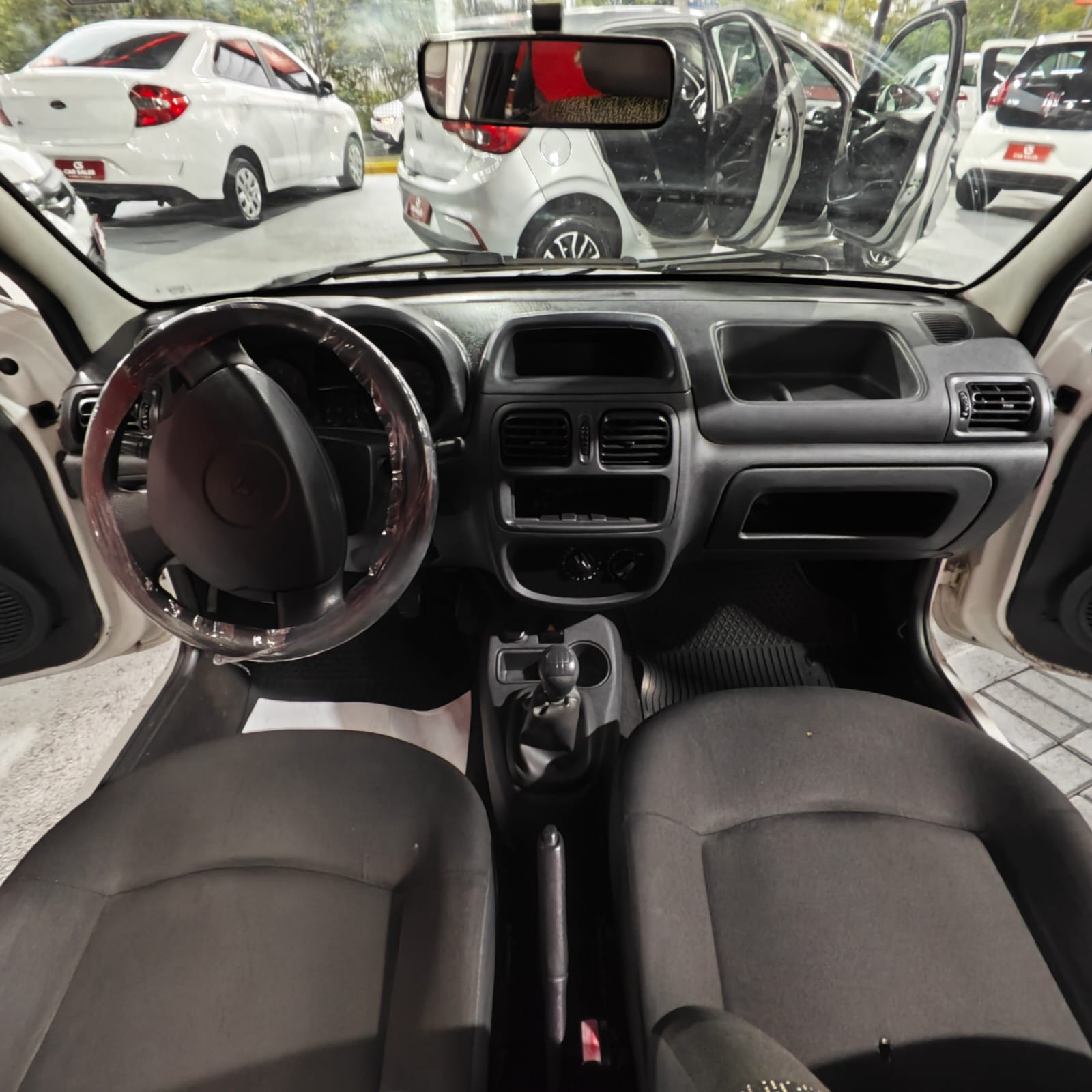 imagem-https://www.socarrao.com.br/sc-vehicle-images-prod/3491/1769987767667-7262657OR_1769909832_85_370.jpg